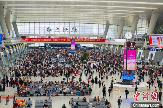 “五一”假期铁路杭州站预计发客300万人次