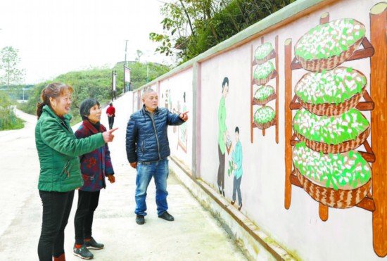 百米<em>墙壁画</em> 丰富村民文化生活
