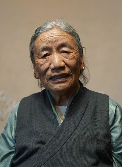 <em>苦难与</em>新生——西藏翻身农奴影像档案：格桑玉珍