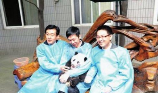 13年前，制造“熊猫烧香”电脑病毒的程序员李俊，现在过得<em>怎样</em>