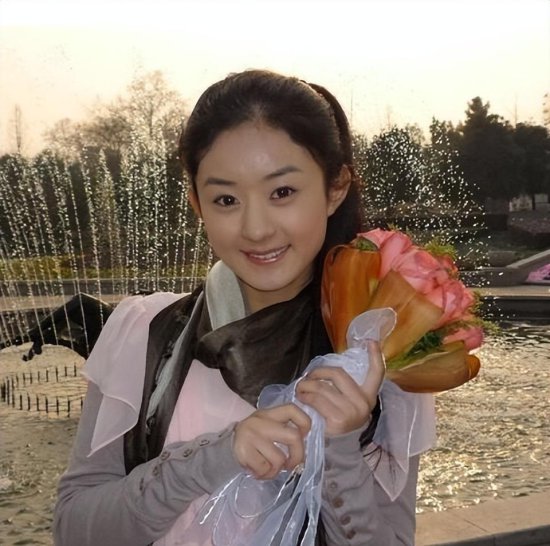 演员陈晓，与陈妍希结婚7年，被网友说眼睛里没了光，如今怎样了
