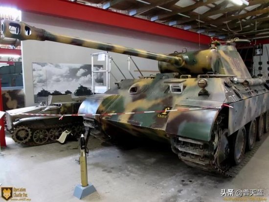<em>二战经典</em>中型坦克——豹式坦克