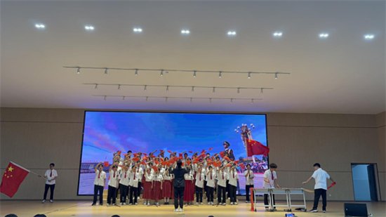 安远一中东校区开展纪念“五四运动”红歌合唱大赛