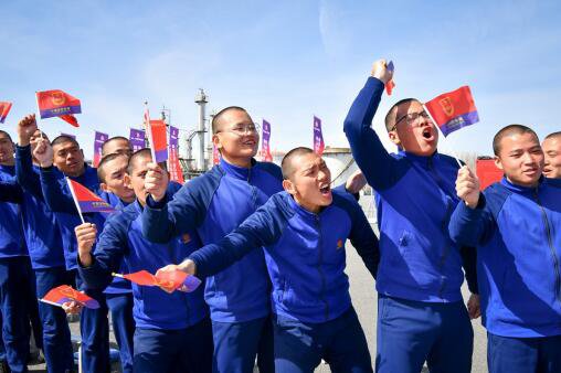 新疆消防“天山雏鹰杯”运动会“带新促老”催生队伍战斗力