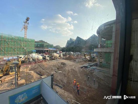 二次开发遇波折、配套建设推进迟缓，深圳大运新城路在何方?