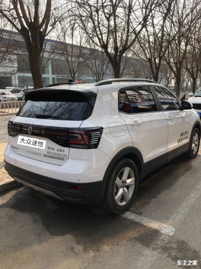 大众途凯带北京牌出售的检测车小专车现在<em>多少钱</em>？包<em>过户</em>吗？