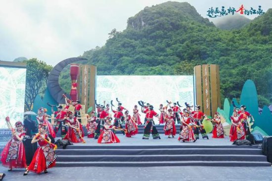 旅游 | 湖南春季乡村文化旅游节在江永县勾蓝瑶寨开幕