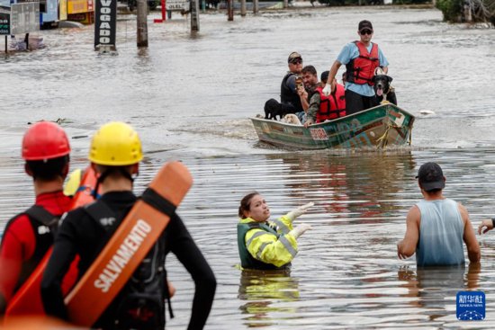 巴西南部因暴雨死亡人数升至100人