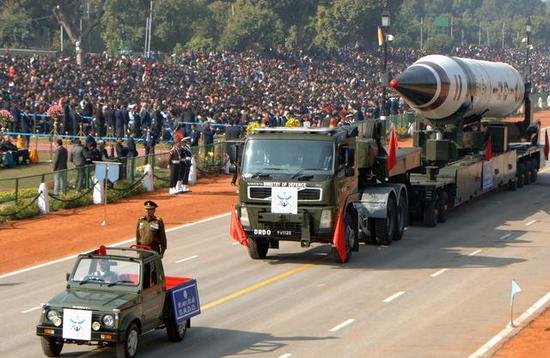 印度第一种洲际导弹很快将服役 足足比<em>中国</em>晚<em>三十</em>多年