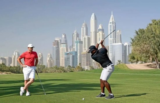 迪拜和阿布扎比是如何帮助阿联酋成为全球高尔夫强国的？