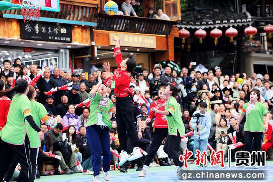 2024年贵州省第一届姑妈<em>篮球邀请赛</em>落幕