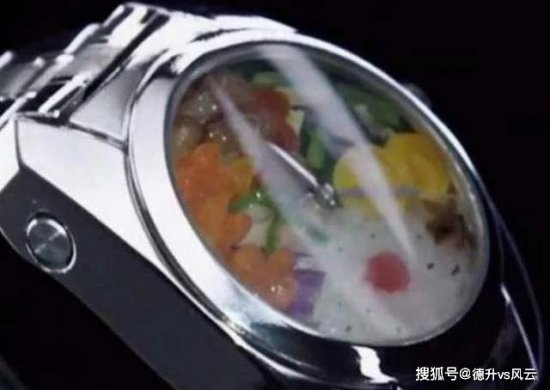 <em>日本</em>最特别的食物<em>手表</em>，里边能带着食物，