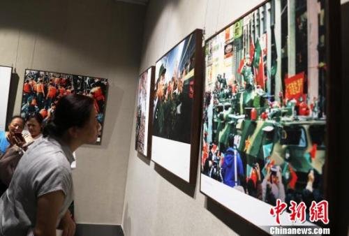 200幅中国军事题材摄影珍品江西南昌展出