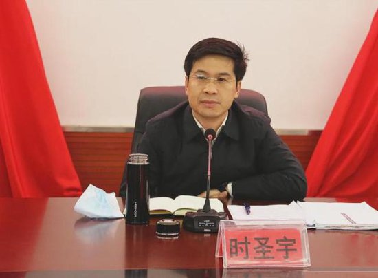 河南现任最年轻的县长，“准90后”，年轻有为，履历让人惊叹