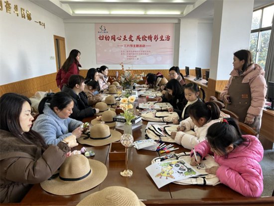 盐城亭湖毓龙街道开展系列活动庆祝“三八”国际劳动妇女节