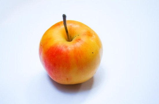 每天吃<em>2个苹果</em>，血脂能降下来吗？美国的1项研究结果或能给你...