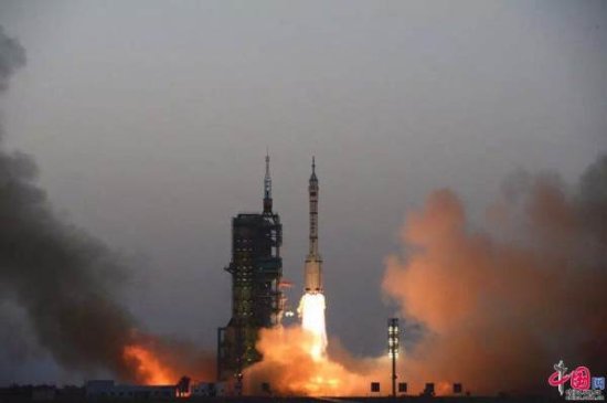 航天“三勇士”联手搭建中国载人航天“天梯”
