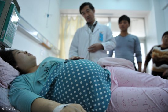21岁孕妇肚大如箩，医院派出了最强手术阵容，<em>孩子取名</em>健康平安