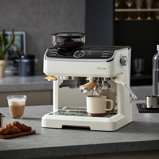 小熊电器研磨一体<em>咖啡机</em>，新手也能做出好咖啡