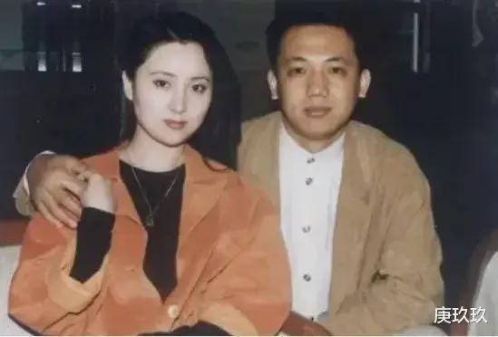 2006年，陈晓旭的丈夫郝彤把患癌的媳妇丢在深圳，连夜赶回老家...