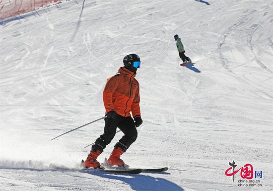 茂县<em>九鼎</em>山太子岭滑雪场开启2023年滑雪季