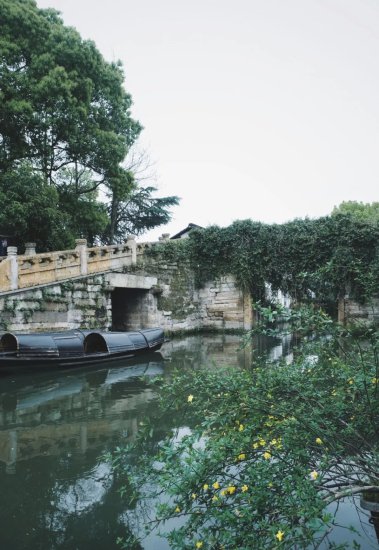 不是乌镇西塘，被《国家地理杂志》评为最具人气的水乡，竟是它