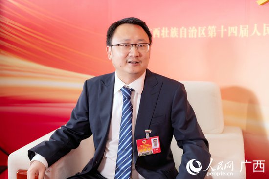 人民网专访广西政协委员、广西能源股份有限公司董事长姚若军