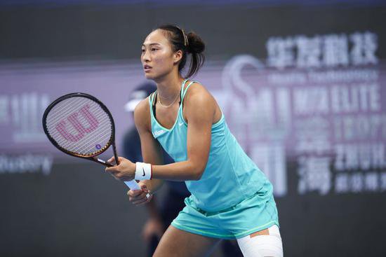 郑钦文获珠海WTA超级精英赛亚军