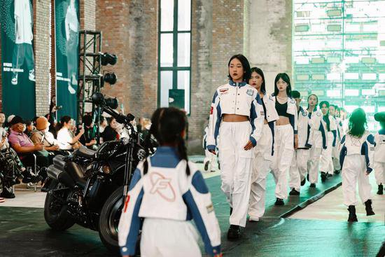“2023中国国际摩童时代•机车主题大秀”在奉天工场举行
