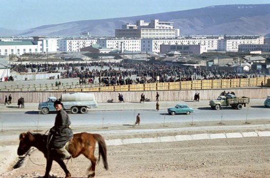第三邻国没出路，俄罗斯也不靠谱，蒙古的未来到底何去何从？