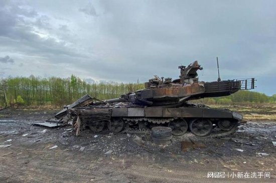 乌克兰空军猛击俄军单日击毁30辆<em>装甲载具</em>、数个阵地
