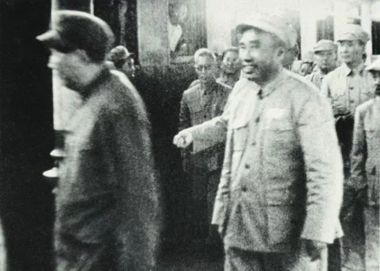 新中国成立前夕，毛泽东在这个火车站迎接了一位重要<em>人物</em>
