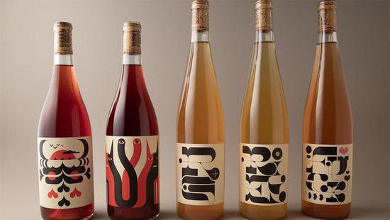 创意红酒<em>包装设计</em>案例分享：个性现代的红酒标签设计。