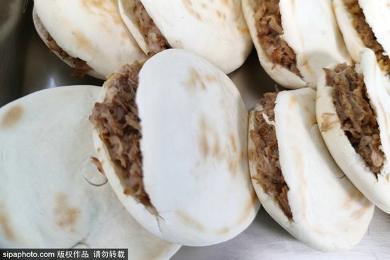 <em>西安</em>十大特色美食 10 must-try foods in Xi'an