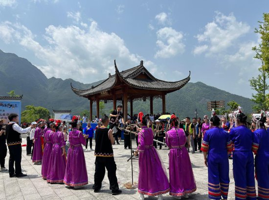 童话畲乡“三月三”风情文化旅游节开幕