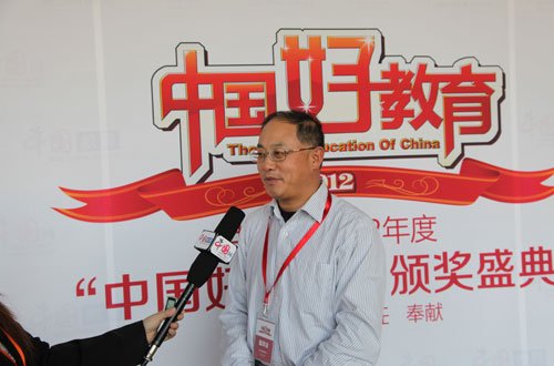 中国 教育/李新科总裁接受中国网记者专访