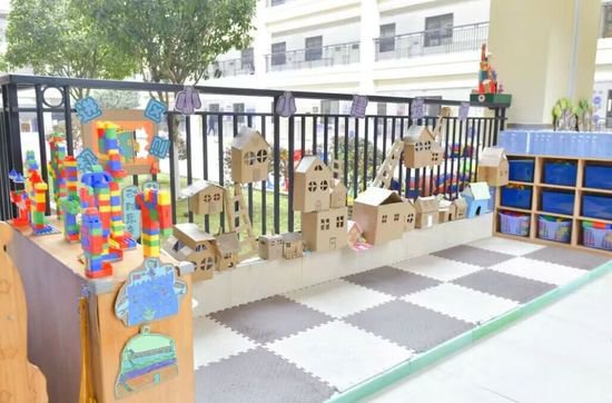 九龙坡区锦苑小学幼儿园开展班级环境创设评比