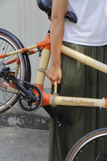 他们用竹子制作<em>自行车</em>，想要找回“消失的附近”