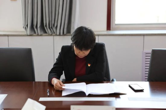 濮阳县法院第四党支部召开2022年度组织生活会