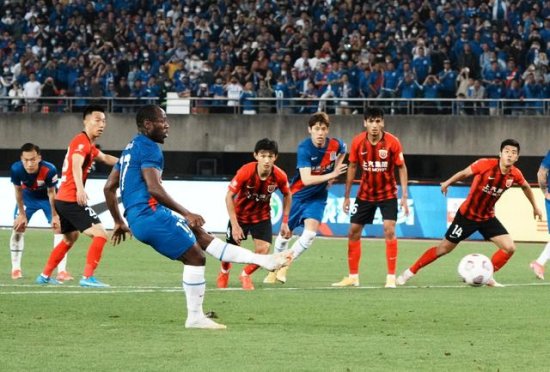 2021赛季中国足球协会超级联赛<em>上海申花战平上海海港</em>