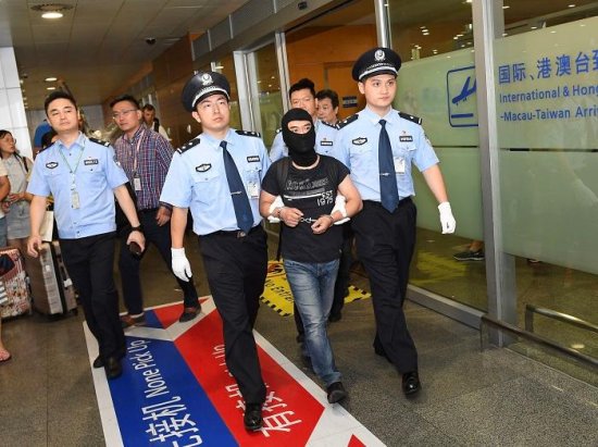 上海警方已成功抓获48<em>名</em>在逃非法集资案犯罪嫌疑人，披露背后...