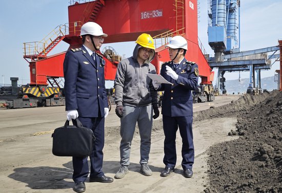 连云港海事局强化船载易流态化固体散装货物安全监管