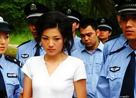 2005年，黑龙江<em>女犯</em>执行死刑，火化前竟“复活”，法官：补一枪