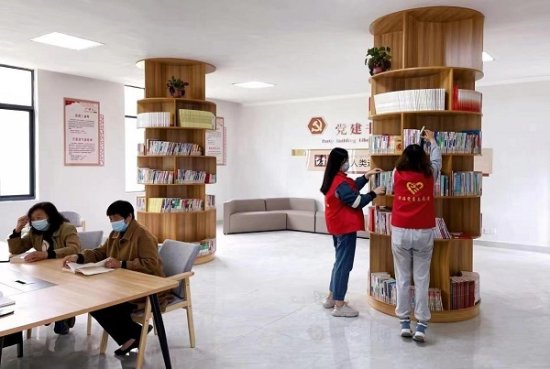 滨海：农家书屋“小角落” 全民阅读“大空间”