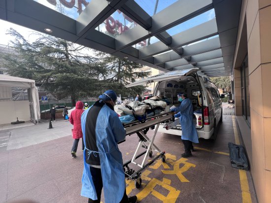 上海“120”出车<em>近一周</em>环比上升33.5%！急救体系迎“大考”