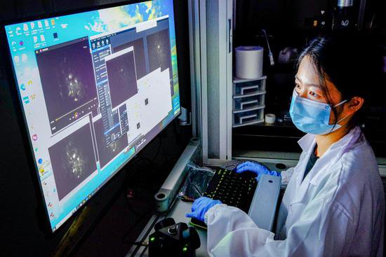 南京江北新区生物医药谷研发机构为世界级科研成果提供技术支撑