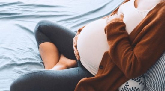 <em>孕晚期</em>，孕妈及时改掉3个“坏习惯”，容易导致宝宝“脐带绕颈”