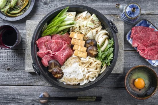 和牛放题，任点任食 在雅·日本料理解锁寿喜烧的正确打开方式