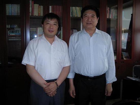 他曾任山西、湖南省委书记，64岁调任中央，现今近90岁仍在工作