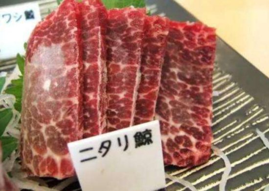 日本为何执意捕杀<em>鲸鱼</em>？并非为了吃肉，真实目的让人们警惕！